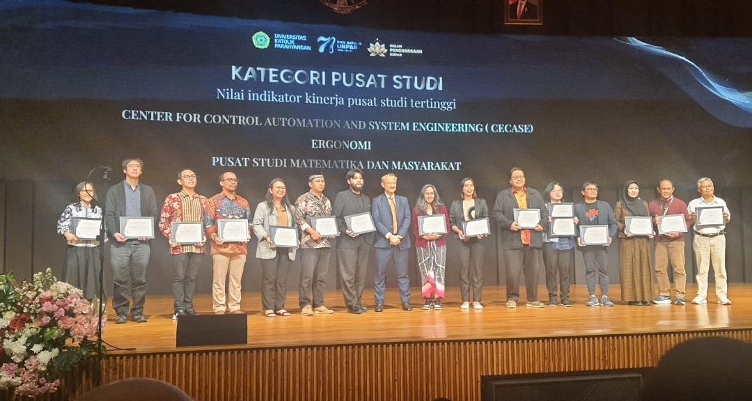 PRESTASI CIVITAS AKADEMIK FAKULTAS SAINS PADA MALAM PENGHARGAAN UNPAR 2025